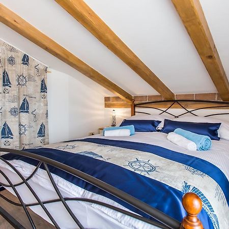 Villa Cima Vrbnik Extérieur photo
