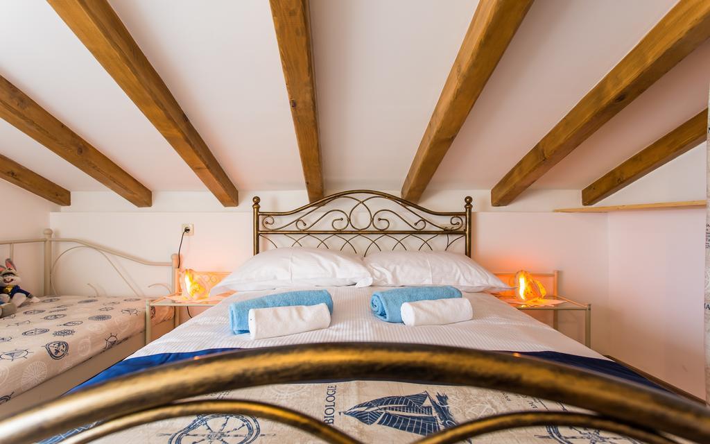 Villa Cima Vrbnik Extérieur photo